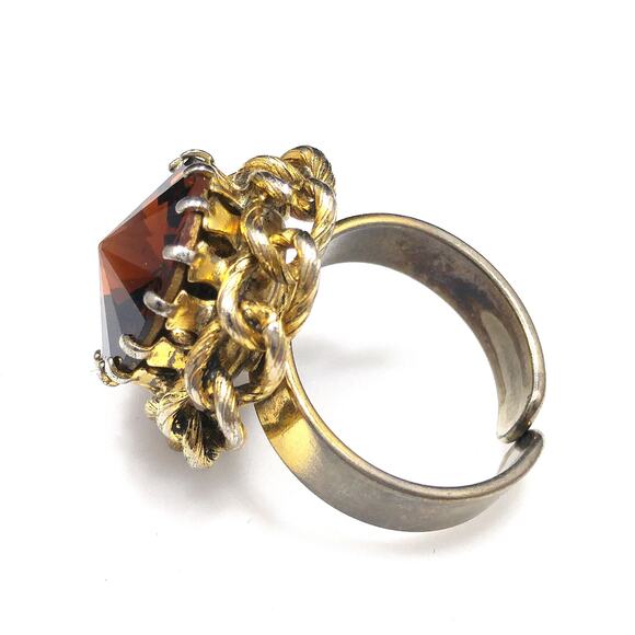 Topaz Rivoli Glass Rhinestone Ring, US Size 6, 1960s Vintage Jewelry - Picture 7 of 10